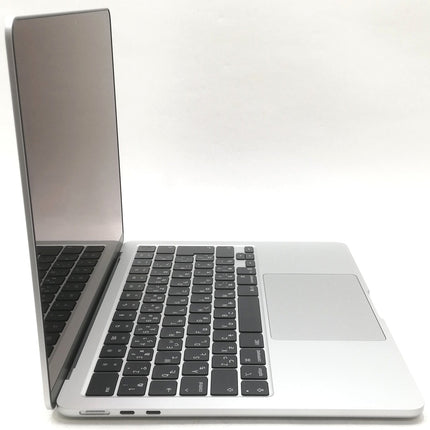 MacBook Air M4 / 13インチ / 2025 / 16GB / 512GB / シルバー / ランク:A / MW0X3J/A / A3240 【中古品管理番号:41918】