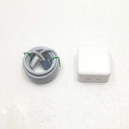 MacBook Air M4 / 15インチ / 2025 / 16GB / 512GB / スカイブルー / ランク:B / MC7C4J/A / A3241 【中古品管理番号:41919】