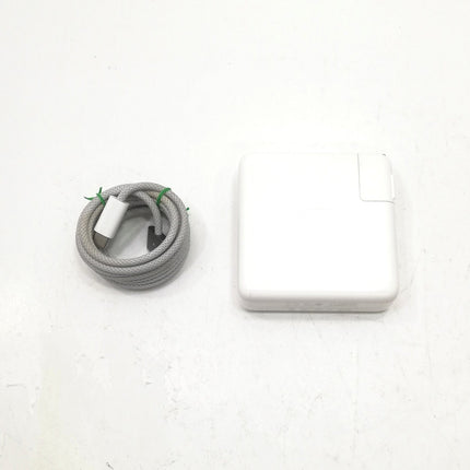 MacBook Pro M2Pro / 14インチ / 2023 / 32GB / 1TB / スペースグレイ / ランク:B / MPHF3J/A / 【中古品管理番号:41920】