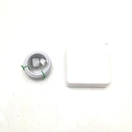 MacBook Pro M2 Pro / 14インチ / 2023 / 32GB / 512GB / スペースグレイ / ランク:B / MPHE3J/A / 【中古品管理番号:41997】