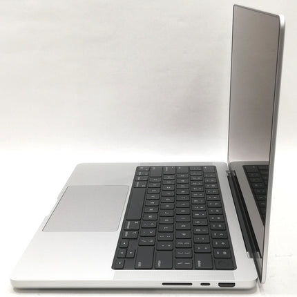 MacBook Pro M3 Pro / 14インチ / Nov 2023 / 36GB / 1TB / シルバー / ランク:B / MRX63J/A / 【中古品管理番号:41999】