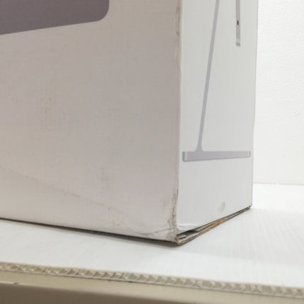 iMac M4 / 24インチ / 2024 / 16GB / 256GB / シルバー / ランク:A / MWUC3J/A / 【中古品管理番号:42095】