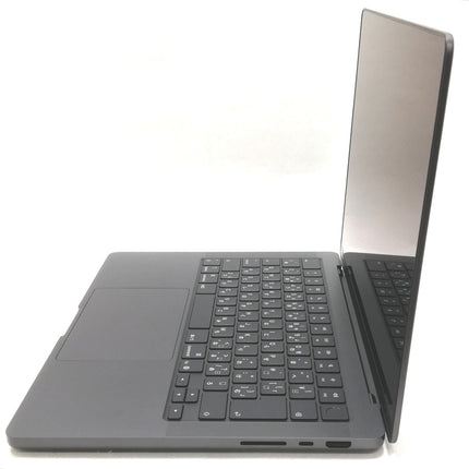 MacBook Pro M5 / 14インチ / 2025 / 16GB / 512GB / スペースブラック / ランク:A / MDE04J/A / 【中古品管理番号:42120】