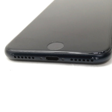 【ピックアップセール！】iPhone SE 第3世代 / 2022 / 64GB / ミッドナイト / au版SIMフリー / ランク:C / MMYC3J/A / A2782 【中古品管理番号:42142】