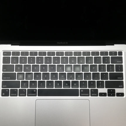 MacBook Air M1 / 13インチ / 2020 / 16GB / 512GB / シルバー / ランク:D / MGNA3J/A / A2337 【中古品管理番号:42195】