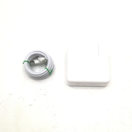 MacBook Pro / 13インチ / 2019 / 8GB / 256GB / スペースグレイ / ランク:D / MUHP2J/A / 【中古品管理番号:42246】