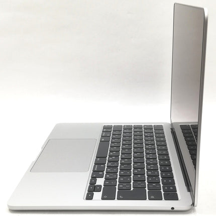 MacBook Air M2 / 13インチ / 2022 / 24GB / 512GB / シルバー / ランク:B / MLXY3J/A / A2681 【中古品管理番号:42270】