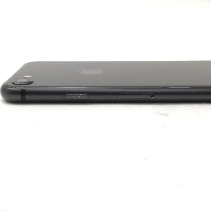 【ピックアップセール！】iPhone 8 / 2017 / 64GB / スペースグレイ / au版SIMロック解除品 / ランク:D / MQ782J/A / A1906 【中古品管理番号:42274】