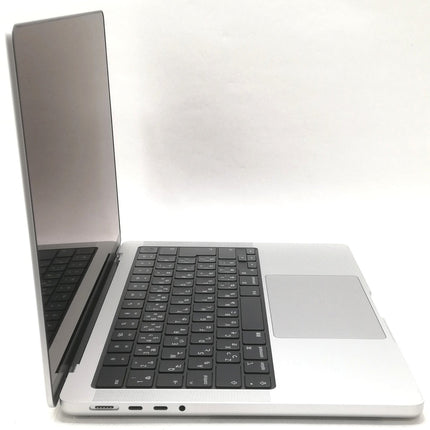 MacBook Pro M3 / 14インチ / Nov 2023 / 8GB / 512GB / シルバー / ランク:B / MR7J3J/A / 【中古品管理番号:42301】