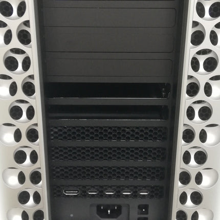 Mac Pro / 2019 / 96GB / 1TB / シルバー / ランク:C / Z0W3 / 【中古品管理番号:42336】