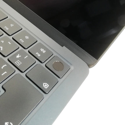 MacBook Air M3 / 13インチ / 2024 / 16GB / 256GB / ミッドナイト / ランク:C / MRXV3J/A / A3113 【中古品管理番号:42359】