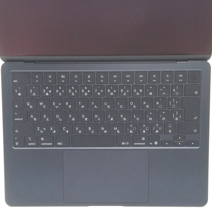 MacBook Air M4 / 13インチ / 2025 / 16GB / 256GB / ミッドナイト / ランク:A / MW123J/A / A3240 【中古品管理番号:42366】