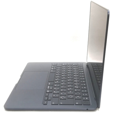 MacBook Air M4 / 13インチ / 2025 / 16GB / 256GB / ミッドナイト / ランク:A / MW123J/A / A3240 【中古品管理番号:42366】