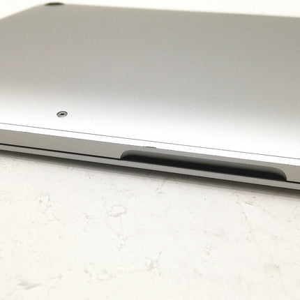 MacBook Pro M1 / 13インチ / 2020 / 8GB / 256GB / シルバー / ランク:C / MYDA2J/A / 【中古品管理番号:42420】