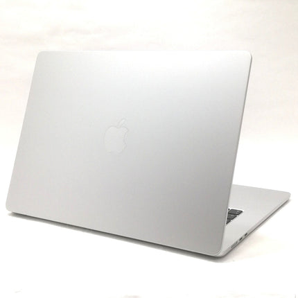 MacBook Air M2 / 15インチ / 2023 / 8GB / 256GB / シルバー / ランク:A / MQKR3J/A / A2941 【中古品管理番号:42422】