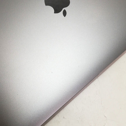 MacBook Air M1 / 13インチ / 2020 / 8GB / 256GB / スペースグレイ / ランク:C / MGN63J/A / A2337 【中古品管理番号:42423】