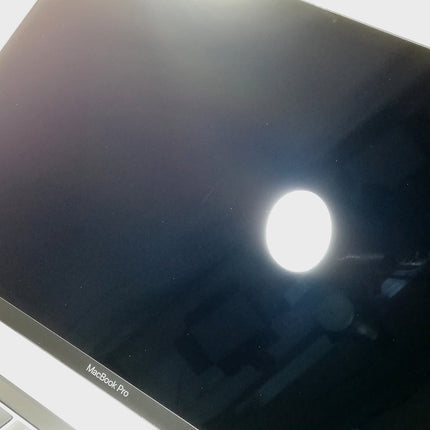 MacBook Pro / 16インチ / 2019 / 16GB / 512GB / スペースグレイ / ランク:B / MVVJ2J/A / 【中古品管理番号:42424】