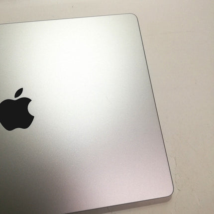 MacBook Pro M3 Pro / 14インチ / Nov 2023 / 36GB / 512GB / シルバー / ランク:C / MRX63J/A / 【中古品管理番号:42444】