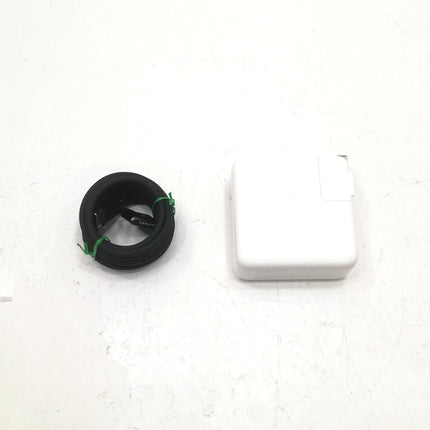 MacBook Pro M3 Pro / 14インチ / Nov 2023 / 36GB / 1TB / スペースブラック / ランク:C / MRX33J/A / 【中古品管理番号:42454】