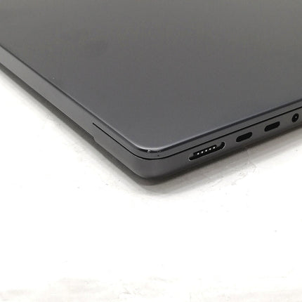 MacBook Pro M3 Pro / 14インチ / Nov 2023 / 36GB / 1TB / スペースブラック / ランク:C / MRX33J/A / 【中古品管理番号:42467】