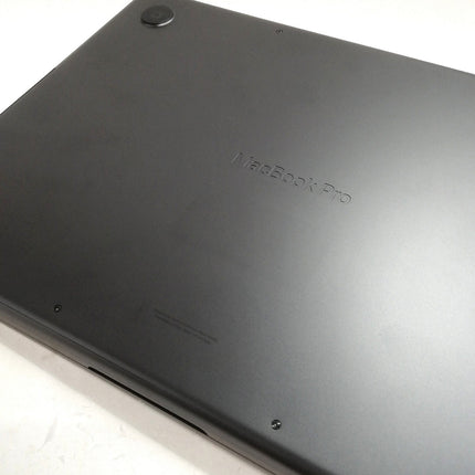 MacBook Pro M3 Pro / 14インチ / Nov 2023 / 18GB / 512GB / スペースブラック / ランク:C / MRX33J/A / 【中古品管理番号:42477】