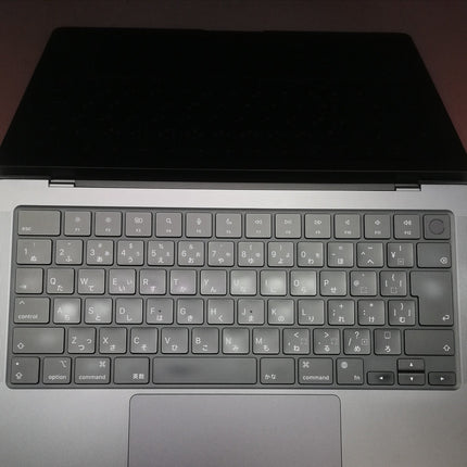 MacBook Pro M3 Pro / 14インチ / Nov 2023 / 18GB / 512GB / スペースブラック / ランク:C / MRX33J/A / 【中古品管理番号:42477】