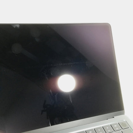 MacBook Air M3 / 13インチ / 2024 / 24GB / 2TB / ミッドナイト / ランク:C / MRXV3J/A / A3113 【中古品管理番号:42496】