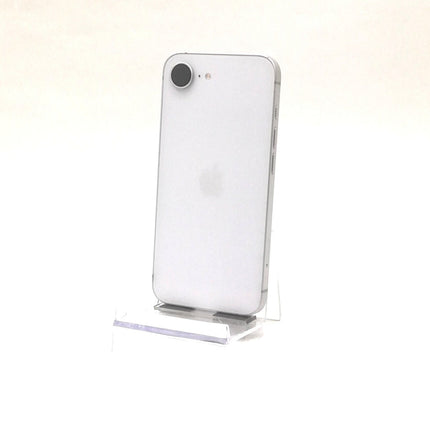 iPhone 16e / 2025 / 128GB / ホワイト / au版SIMフリー / ランク:B / MD1R4J/A / A3409 【中古品管理番号:42505】