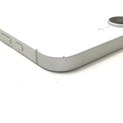 iPhone 16e / 2025 / 128GB / ホワイト / au版SIMフリー / ランク:B / MD1R4J/A / A3409 【中古品管理番号:42505】