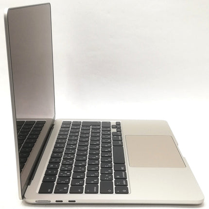 MacBook Air M4 / 13インチ / 2025 / 16GB / 512GB / スターライト / ランク:A / MW103J/A / A3240 【中古品管理番号:42511】