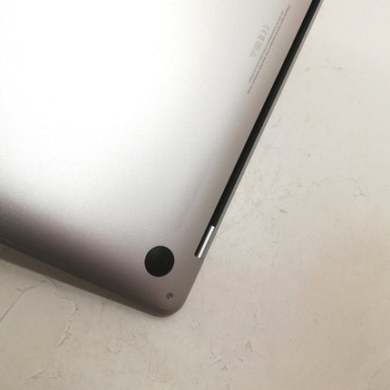 MacBook Pro M1 / 13インチ / 2020 / 8GB / 512GB / シルバー / ランク:B / MYDC2J/A / 【中古品管理番号:42514】