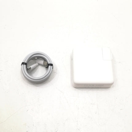 MacBook Air M1 / 13インチ / 2020 / 16GB / 256GB / スペースグレイ / ランク:C / MGN63J/A / A2337 【中古品管理番号:42546】