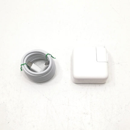 MacBook Air M1 / 13インチ / 2020 / 16GB / 256GB / スペースグレイ / ランク:C / MGN63J/A / A2337 【中古品管理番号:42549】