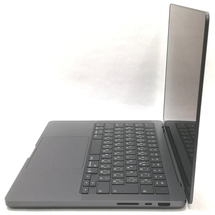 MacBook Pro M5 / 14インチ / 2025 / 24GB / 1TB / スペースブラック / ランク:A / MDE34J/A / 【中古品管理番号:42552】
