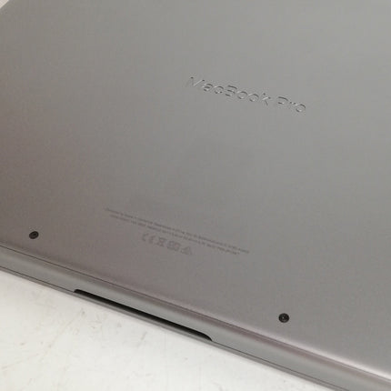 MacBook Pro M1 Max / 14インチ / 2021 / 64GB / 1TB / スペースグレイ / ランク:C / MKGQ3J/A / 【中古品管理番号:42570】