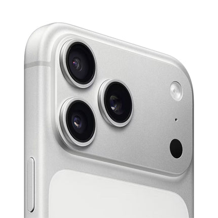 iPhone 17 Pro Max / 2025 / 512GB / シルバー / 国内版SIMフリー / ランク:S / MFYC4J/A / A3525 【中古品管理番号:42575】