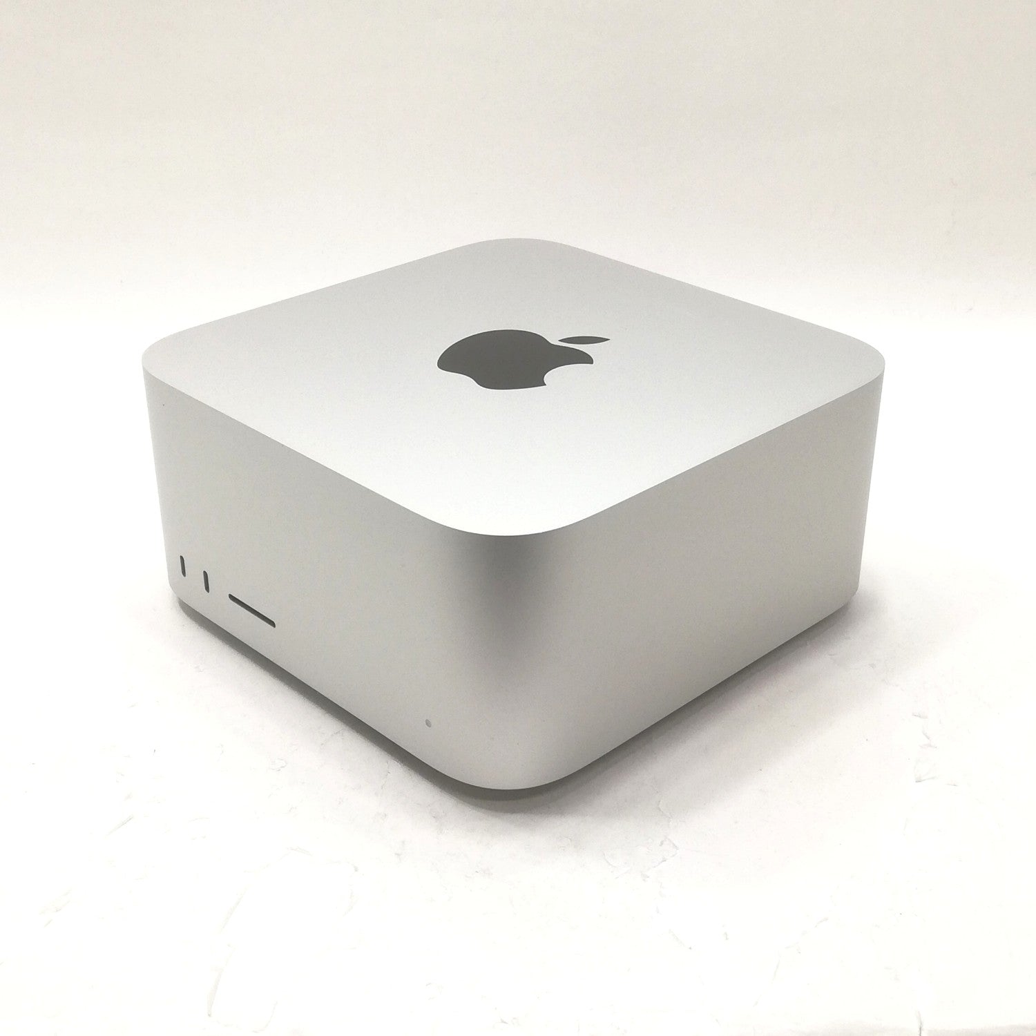 Mac Studio M1 Max / 2022 / 32GB / 1TB / シルバー / ランク:B / MJMV3J/A / 【中古品管理番号:42579】
