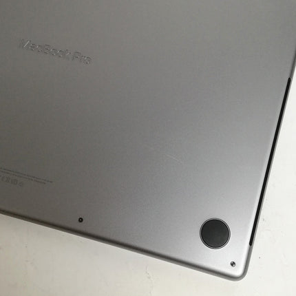 MacBook Pro M1 Max / 16インチ / 2021 / 32GB / 1TB / スペースグレイ / ランク:A / MK1A3J/A / 【中古品管理番号:42591】