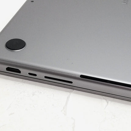 MacBook Pro M1 Max / 16インチ / 2021 / 32GB / 1TB / スペースグレイ / ランク:B / MK1A3J/A / 【中古品管理番号:42592】