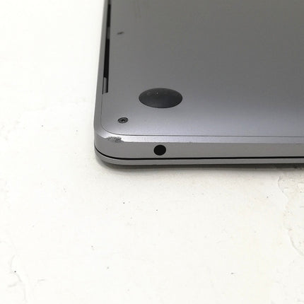 MacBook Air M1 / 13インチ / 2020 / 8GB / 256GB / スペースグレイ / ランク:C / MGN63J/A / A2337 【中古品管理番号:42637】