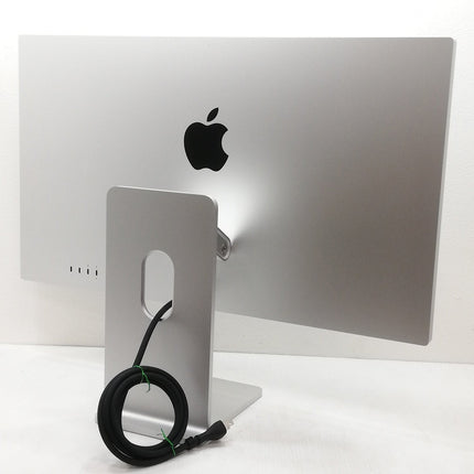 Studio Display Nano-textureガラス - 傾きと高さを調整できるスタンド / 27インチ / 2026 / シルバー / ランク:A / MFF04J/A / 【中古品管理番号:42641】