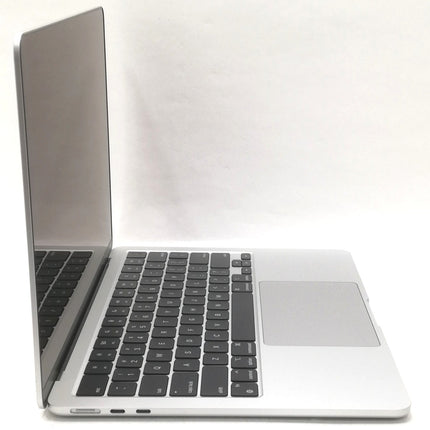 MacBook Air M3 / 13インチ / 2024 / 24GB / 1TB / シルバー / ランク:B / MXCT3J/A / A3113 【中古品管理番号:42687】