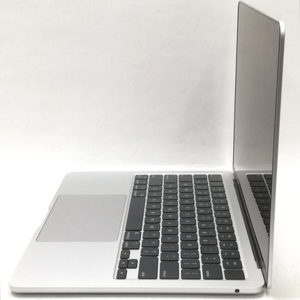 MacBook Air M3 / 13インチ / 2024 / 24GB / 1TB / シルバー / ランク:B / MXCT3J/A / A3113 【中古品管理番号:42687】