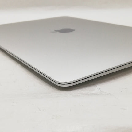 MacBook Air M1 / 13インチ / 2020 / 16GB / 512GB / シルバー / ランク:B / MGNA3J/A / A2337 【中古品管理番号:42753】