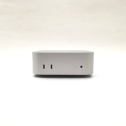 Mac mini M4 / 2024 / 24GB / 1TB / シルバー / ランク:A / MCYT4J/A / 【中古品管理番号:42756】
