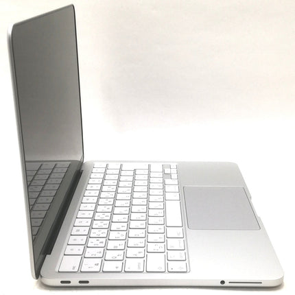 MacBook Neo A18 Pro / 13インチ / 2026 / 8GB / 256GB / シルバー / ランク:D / MHFA4J/A / A3404 【中古品管理番号:42757】
