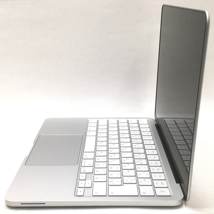 MacBook Neo A18 Pro / 13インチ / 2026 / 8GB / 256GB / シルバー / ランク:D / MHFA4J/A / A3404 【中古品管理番号:42757】