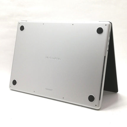 MacBook Pro M5 Pro / 16インチ / 2026 / 24GB / 1TB / シルバー / ランク:B / MGE44J/A / A3428 【中古品管理番号:42761】