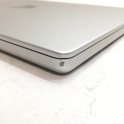 MacBook Pro M5 Pro / 16インチ / 2026 / 24GB / 1TB / シルバー / ランク:B / MGE44J/A / A3428 【中古品管理番号:42761】