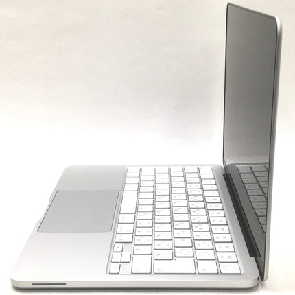 MacBook Neo A18 Pro / 13インチ / 2026 / 8GB / 512GB / シルバー / ランク:A / MHFC4J/A / A3404 【中古品管理番号:42769】